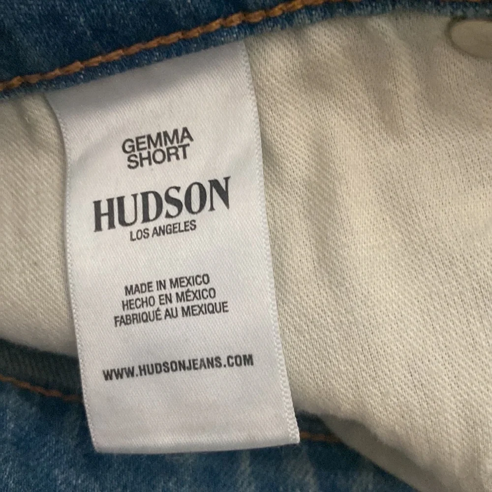 Hudson gemma jean shorts - Picture 5 of 6